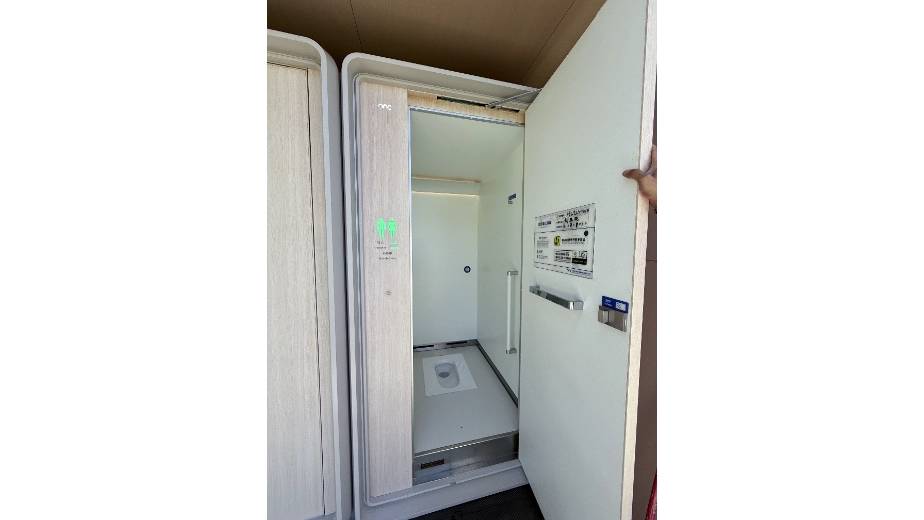 modular public toilet multi‑module combination