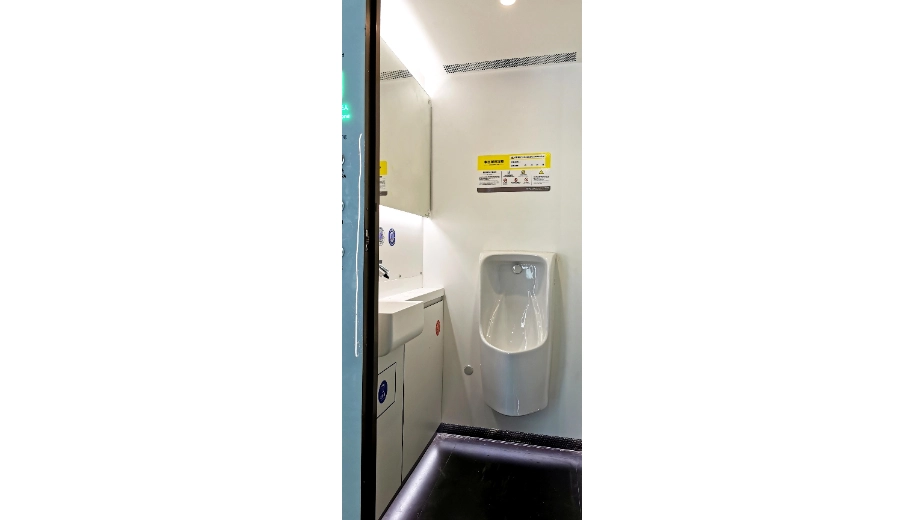mobile sanitation unit for high traffic areas