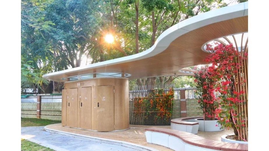 modular toilet building for park walkway